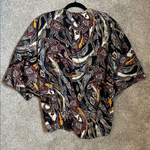 3/15$ 🛍️ Pink Owl Multicolor Paisley Kimono - Picture 3 of 4